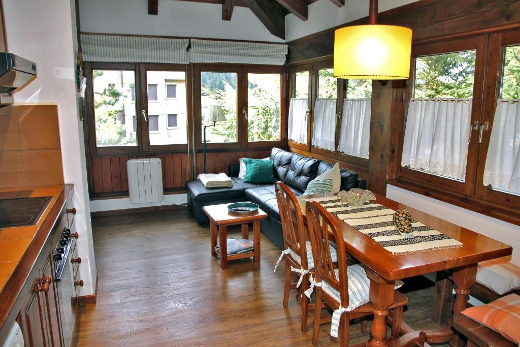 Salón-comedor · Apartamento Cap d’Aran, Baqueira
