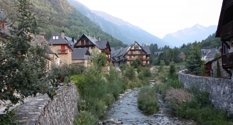 Arties | Apartments for rent in Arties, Baqueira
