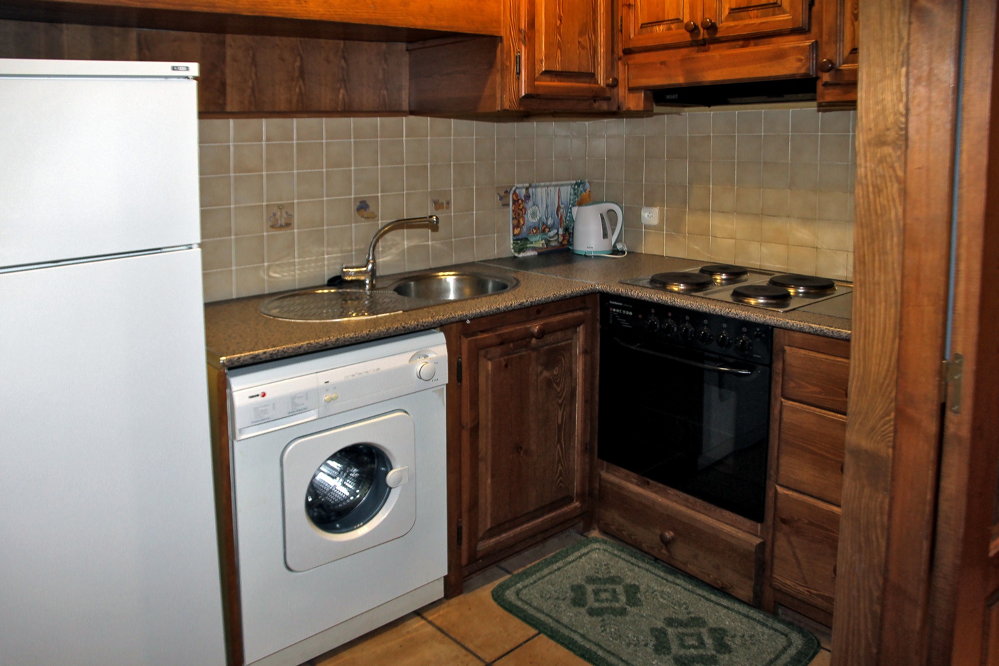 Cocina con lavadora · Apartamento en Unha